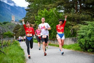 La deuxième édition du Marathon des terroirs du Valais avait attiré plus de 3'000 participants, dont certains déguisés